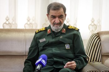 محسن رضایی، دبیر شورای عالی امنیت ملی اعلام کرد که تا زمانی که شروط جمهوری اسلامی برآورده نشود، تهران با واشنگتن وارد مذاکره نخواهد شد.
