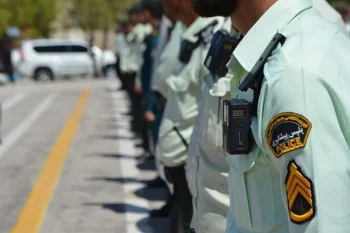 فرماندهی انتظامی آذربایجان شرقی بعد از انتشار ویدیوی آزار جنسی به یک نوجوان بازداشت شده توسط چند مامور پلیس، اقدام مامورانش را «رفتار نامتعارف» خواند.