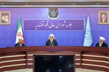 غلامحسین محسنی اژهای، رئیس قوه قضاییه جمهوری اسلامی از دیدار خود با مجتبی خامنهای سخن گفت و افزود رهبر فعلی جمهوری اسلامی به او توصیه کرده است که «فرصتها را از دست ندهیم.»