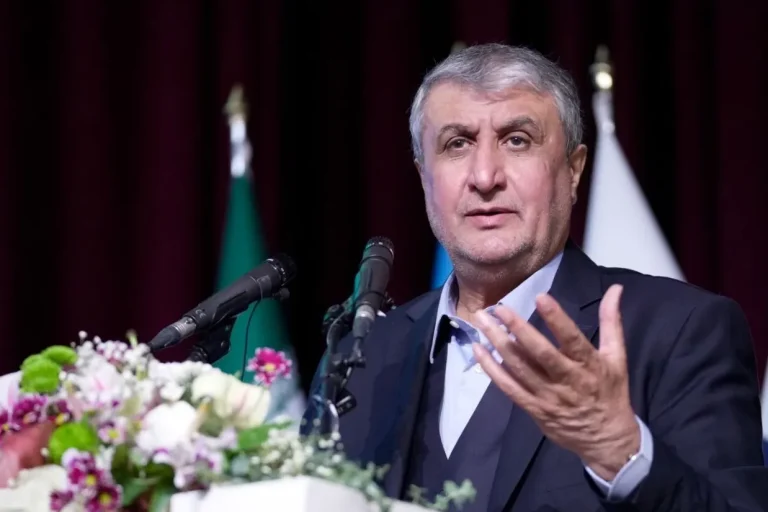 رئیس سازمان انرژی اتمی جمهوری اسلامی: غنی‌سازی اورانیوم را متوقف نمی‌کنیم؛ اورانیوم را تحویل نمی‌دهیم