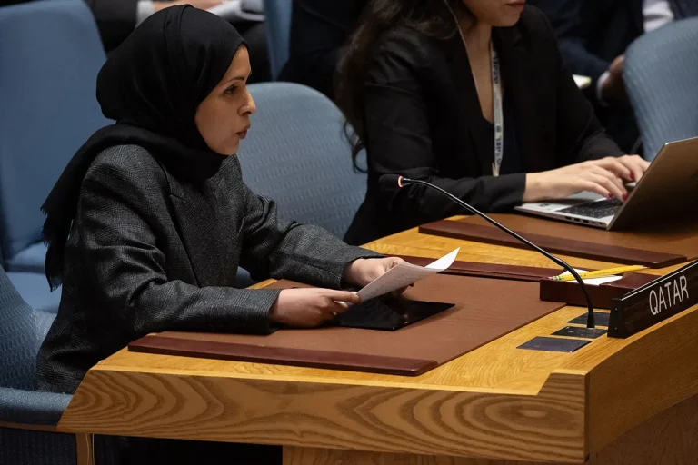 نماینده قطر در سازمان ملل خواستار بازگشایی بدون قیدوشرط تنگه هرمز شد و هشدار داد که تداوم تنشها و محدودیتها در مسیرهای حیاتی دریایی، ثبات منطقه و اقتصاد جهانی را تهدید میکند.