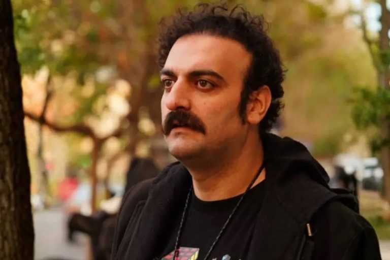 تشکیل پرونده قضایی برای سعید شکیبا، دوبلور و طنزپرداز ایرانی، به دلیل انتشار ویدیویی با تقلید صدای علی خامنهای، با واکنش انتقادی شماری از هنرمندان، خبرنگاران و کاربران شبکههای اجتماعی همراه شده است.