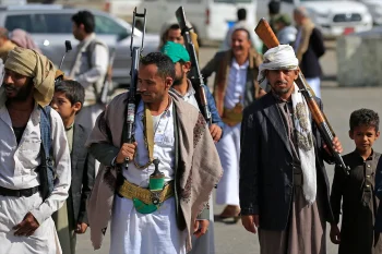 سازمان هوانوردی عربستان سعودی اعلام کرد فرودگاههای ملک عبدالله در جازان و فرودگاه بینالمللی نجران این کشور شامگاه دوشنبه مورد هدف قرار گرفتند که در پی آن سه نفر زخمی شدند.