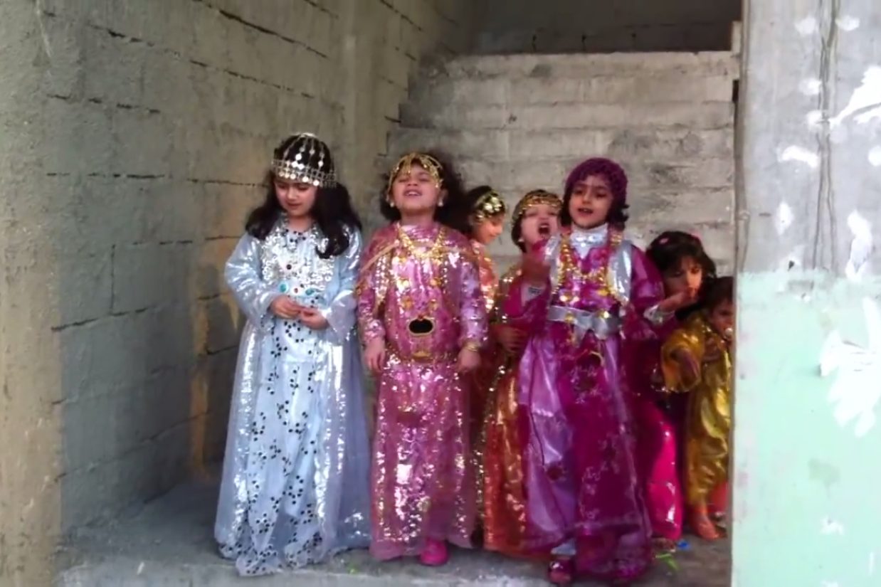 بر اساس آمار اعلام شده در سال ۹۱ ازدواج حدود ۴۱ هزار دختر زیر ۱۵ سال ثبت شده است. (اسکرین‌‌‌‏شات/یوتیوب)