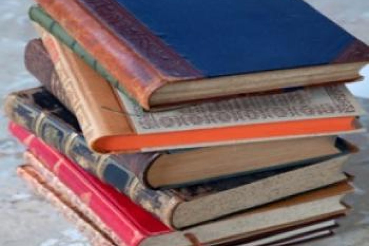 104504632-books_medium