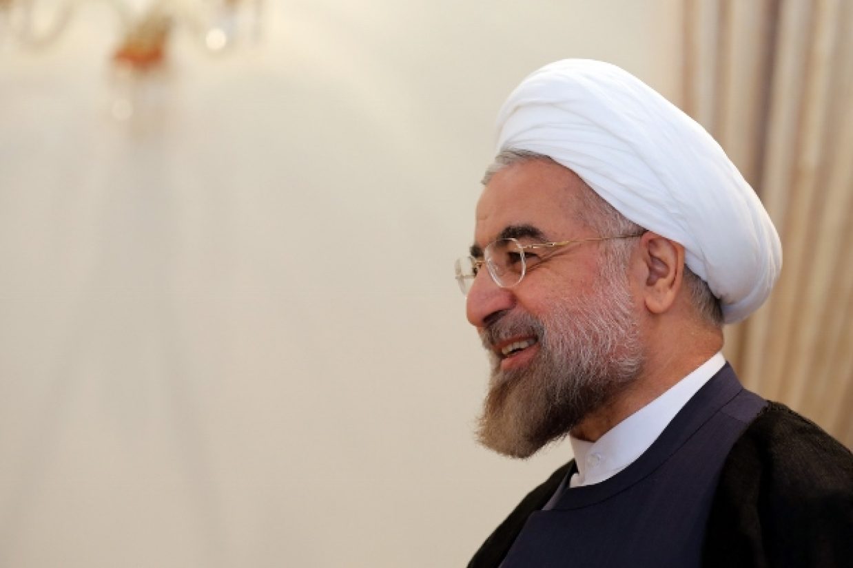 در دیدار هنرمندان با رئیس‌‏جمهور چه گذشت؟. (ATTA KENARE/AFP/Getty Images)