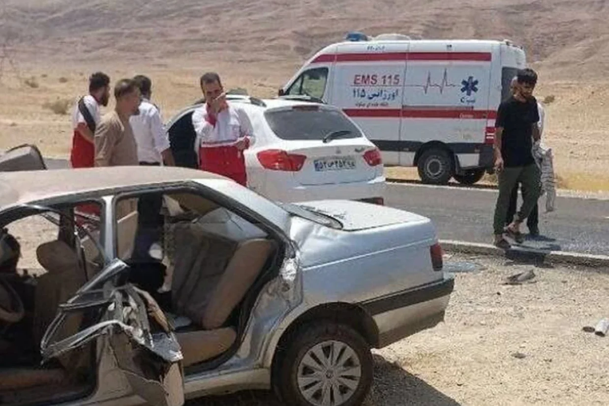 اورژانس ایلام از کشته شدن کودک ۲ ساله و مادرش در بازگشت از سفر «اربعین» بر اثر تصادف در مسیر مهران به دهلران خبر داد.