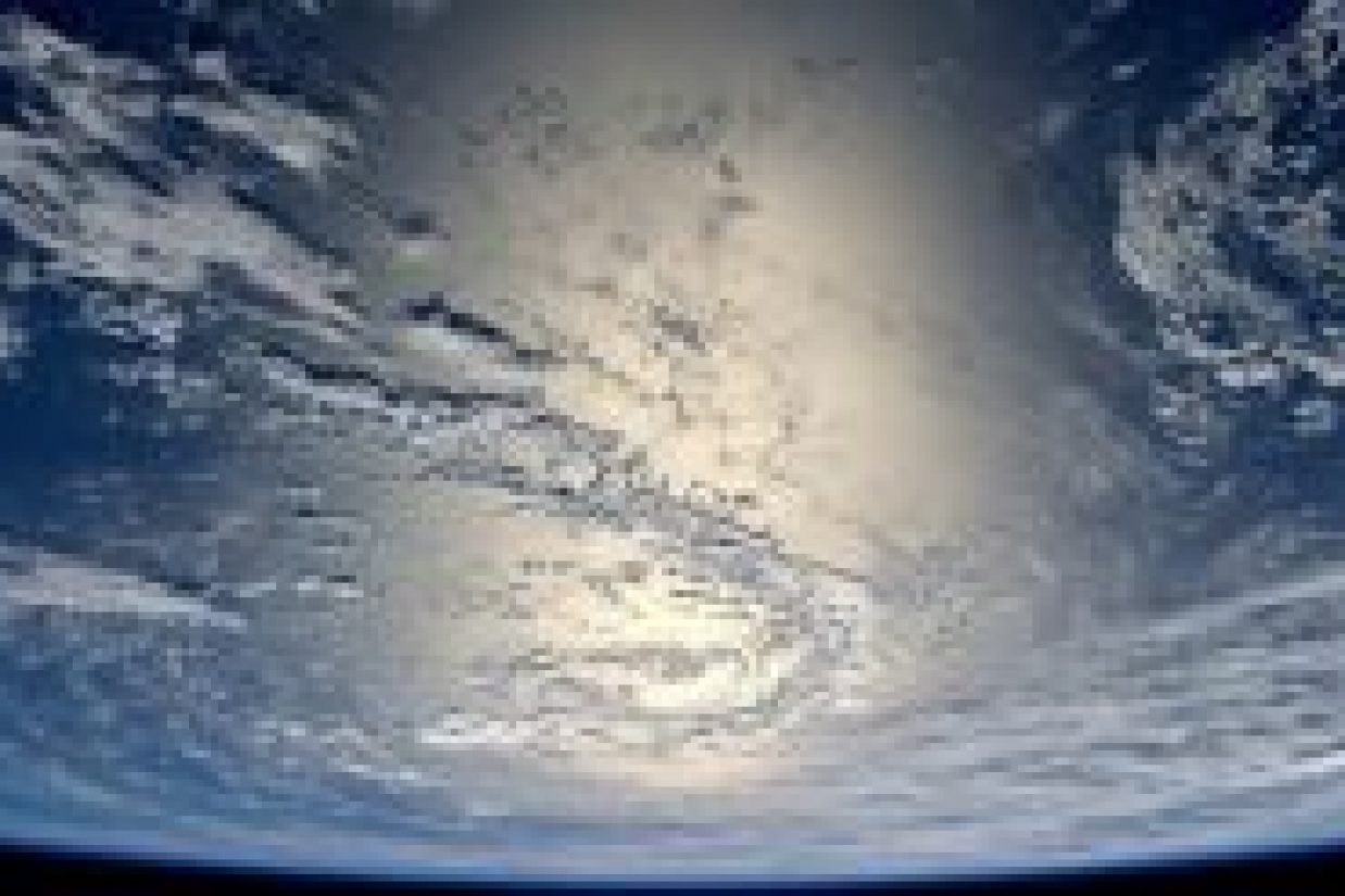 (NASA)