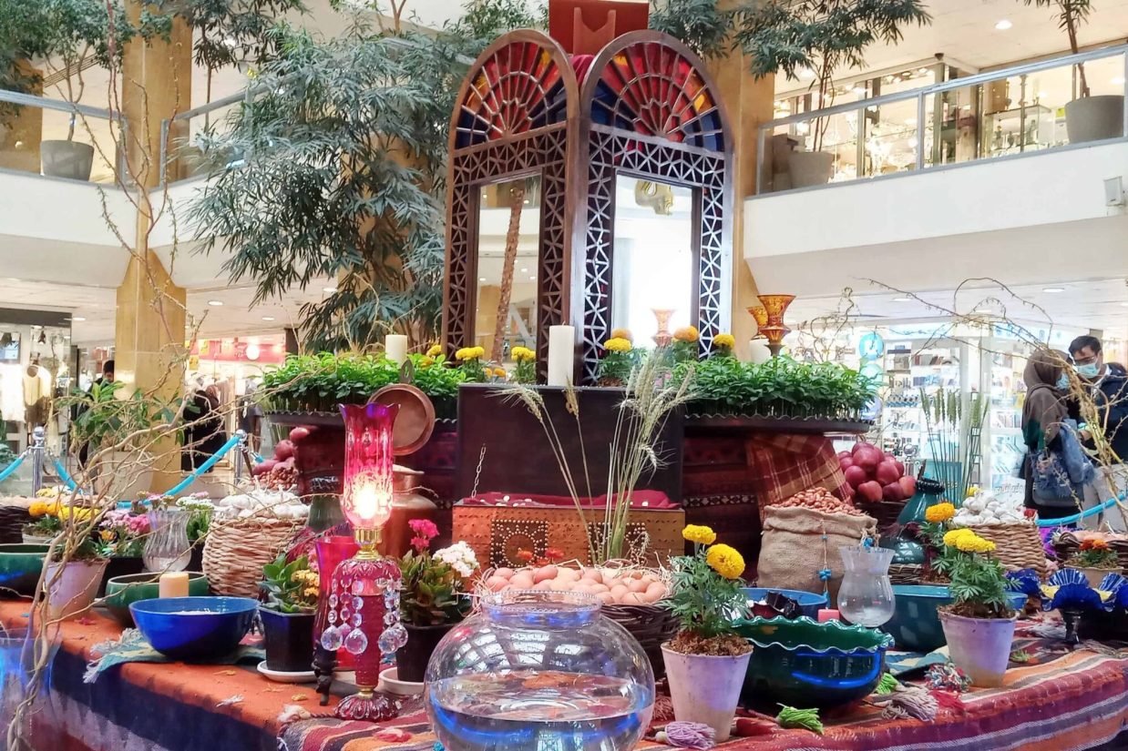 جشن نوروز، که پیشینه آن به ایران باستان باز می‌گردد، امروزه به جشنی فراملیتی تبدیل شده است و جغرافیای آن به ورای مرزهای کنونی ایران و حتی