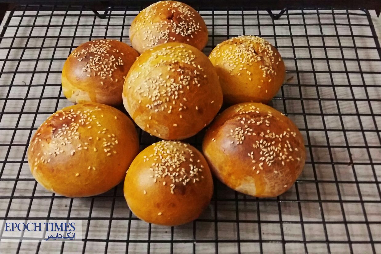 طرز تهیه کلوچه گوشتی