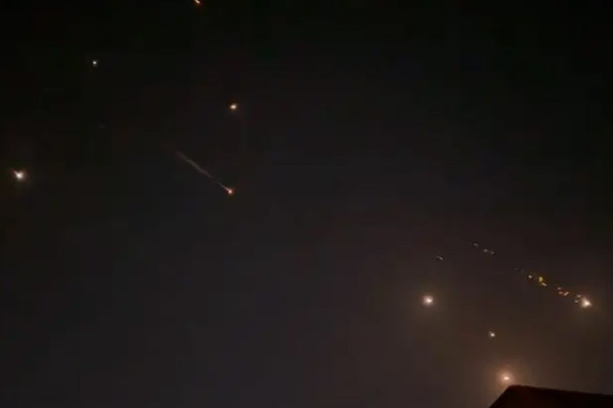 بنا بر گزارش‌‏ها، تنها مجروح حمله پهپادی و موشکی ایران به اسرائیل در بامداد یکشنبه، دختر ۷ ساله عربی است که بشدت از ناحیه سر آسیب دید.