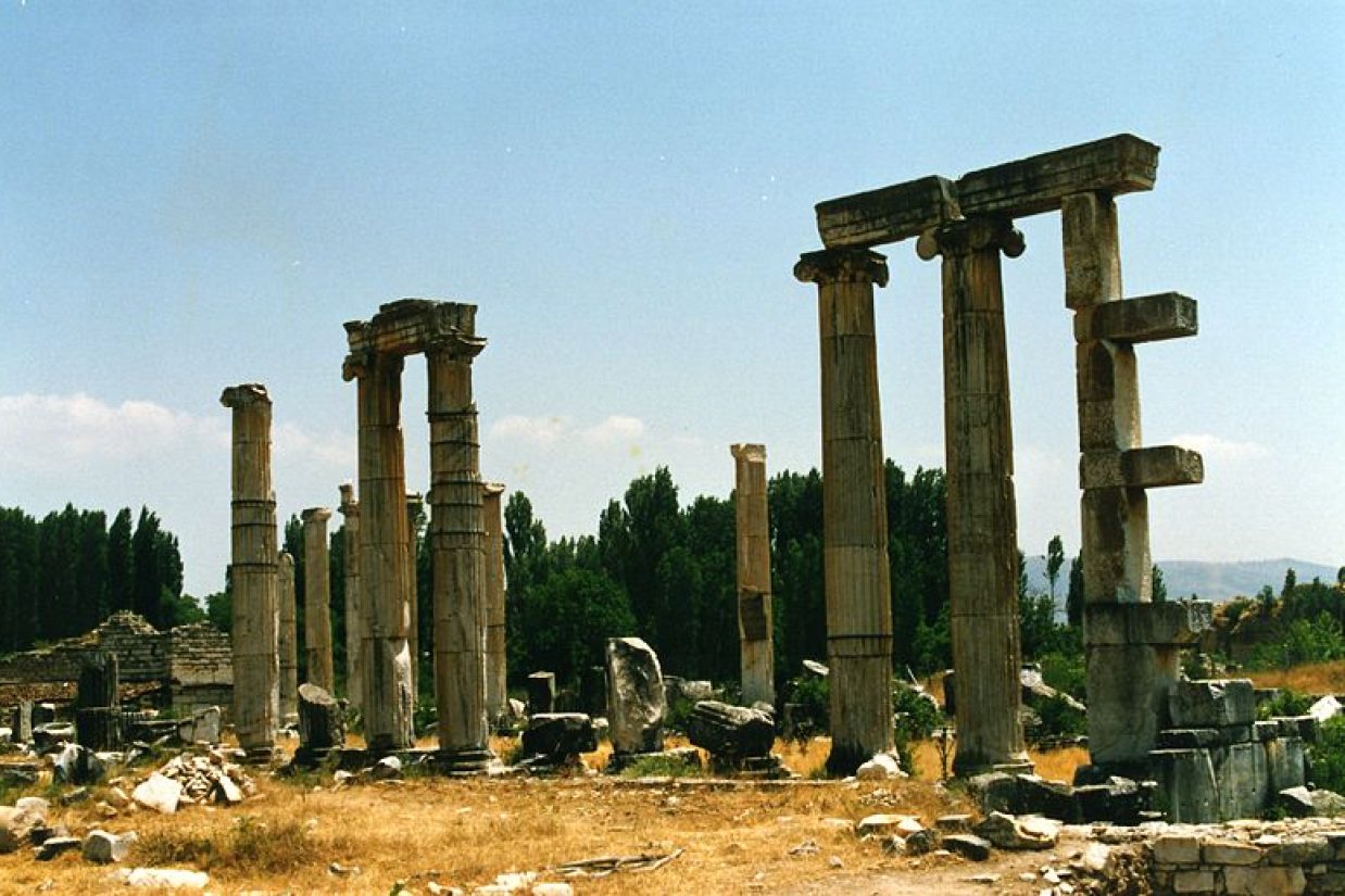 معبد آفرودیت (ونوس)، یونان (Wikimedia Commons)