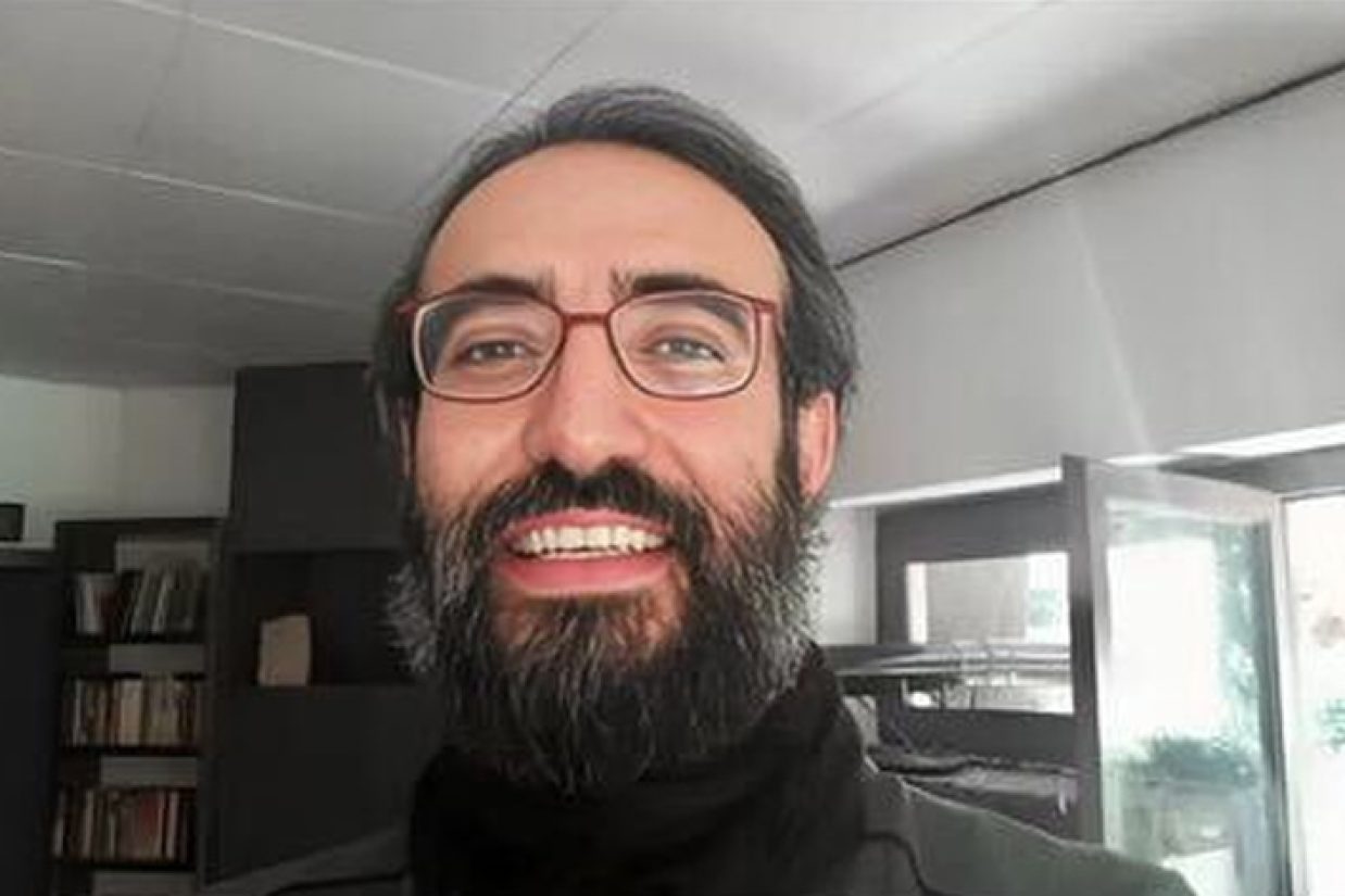 وخامت وضعیت جسمی علی عبدی در بازداشتگاه سپاه