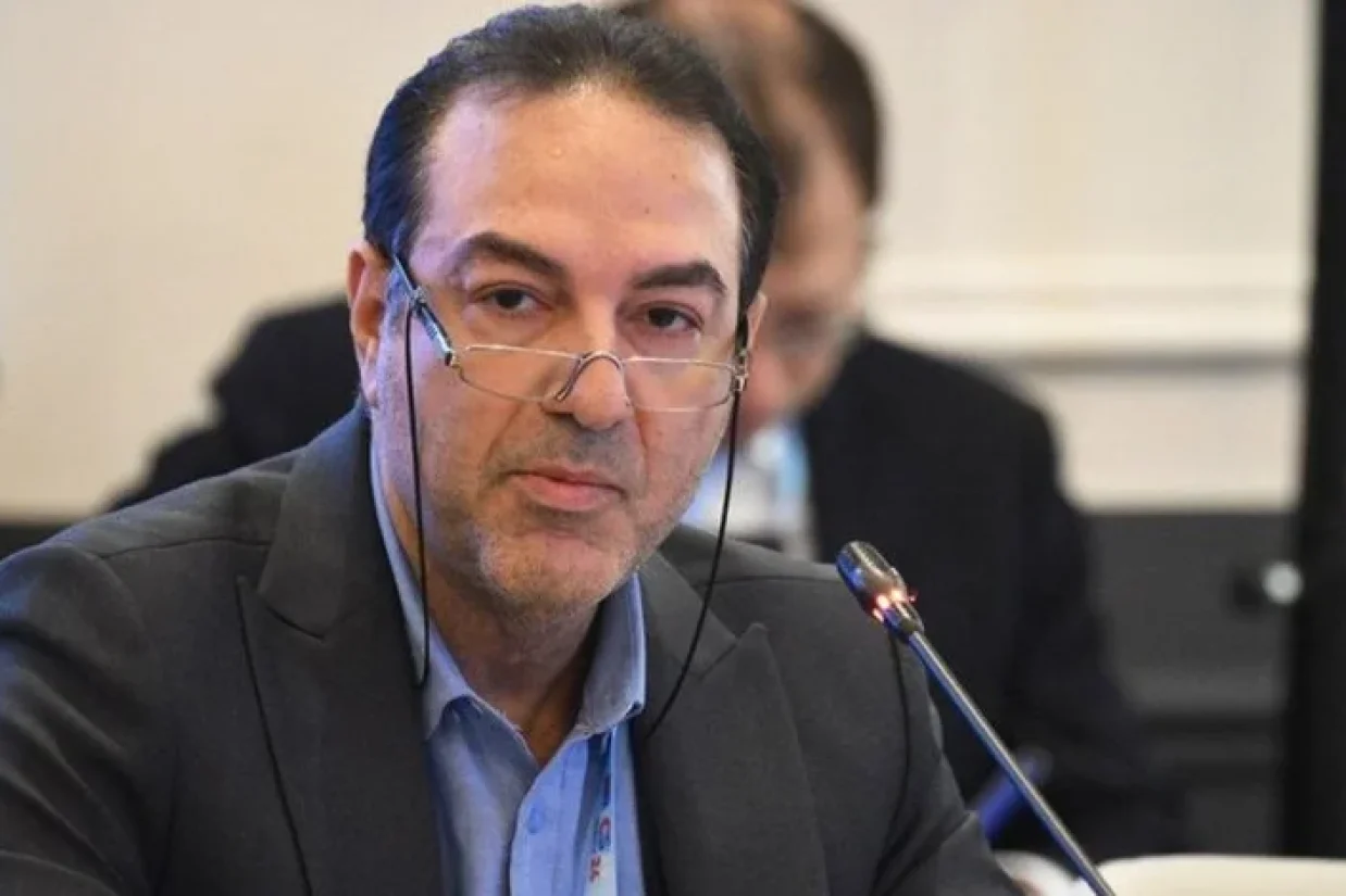 دکتر علیرضا رئیسی معاون بهداشت وزارت بهداشت با اشاره به کاهش نرخ باروری در ایران هشدار داد اگر روند فعلی تولد ادامه یابد، آمار مرگ‌ و میر از تعداد تولدها پیشی خواهد گرفت و آینده جمعیت کشور با چالش‌های جدی مواجه خواهد شد.