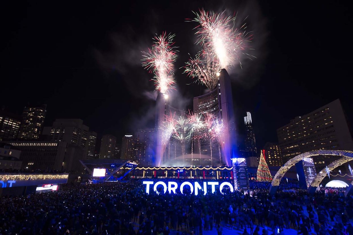 آغاز فصل جدید را روز۲۶ نوامبر در تورنتو جشن بگیرید.(CREDIT: City of Toronto)