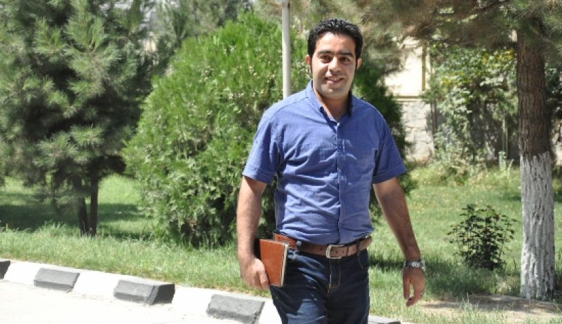 آصف غفوری، استاد دانشگاه، خبرنگار و متخصص در ارتباطات و رسانه افغانستان