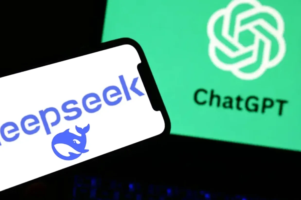 استارتاپ چینی دیپ‌سیک (DeepSeek) با دستیار هوش مصنوعی خود موفق شد در اپ استور اپل ایالات متحده از چت‌جی‌پی‌تی (ChatGPT) از پیشی بگیرد و به پربازدیدترین برنامه رایگان این فروشگاه تبدیل شود.