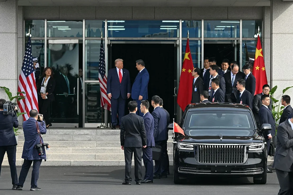 تعویق سفر ترامپ به چین در پی جنگ ایران؛ فشار بر پکن برای بازگشایی تنگه هرمز و نگرانی از بحران نفت