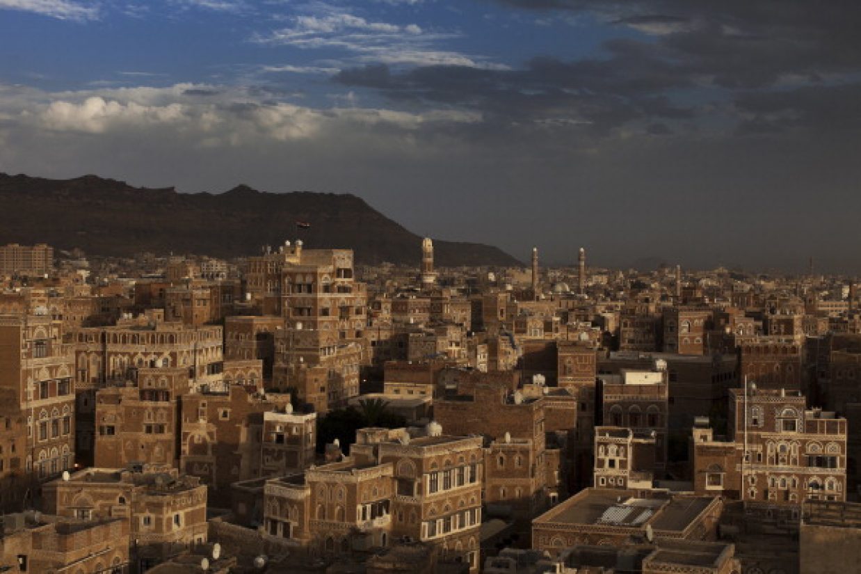 شهر قدیمی باستانی در قلب صنعا، آگوست ۲۰۱۰