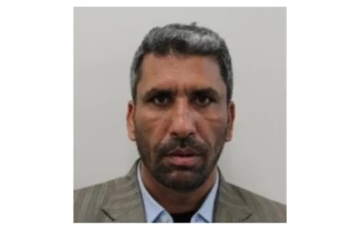 دو مقام عالی پیشین امنیتی افغانستان با انتقاد از اقدام ایالات متحده در بازداشت جهان‌شاه صافی به اتهام همکاری با داعش گفته‌اند که فرد یادشده کارمند پیشین امنیت ملی و افسر اطلاعاتی افغانستان بود.