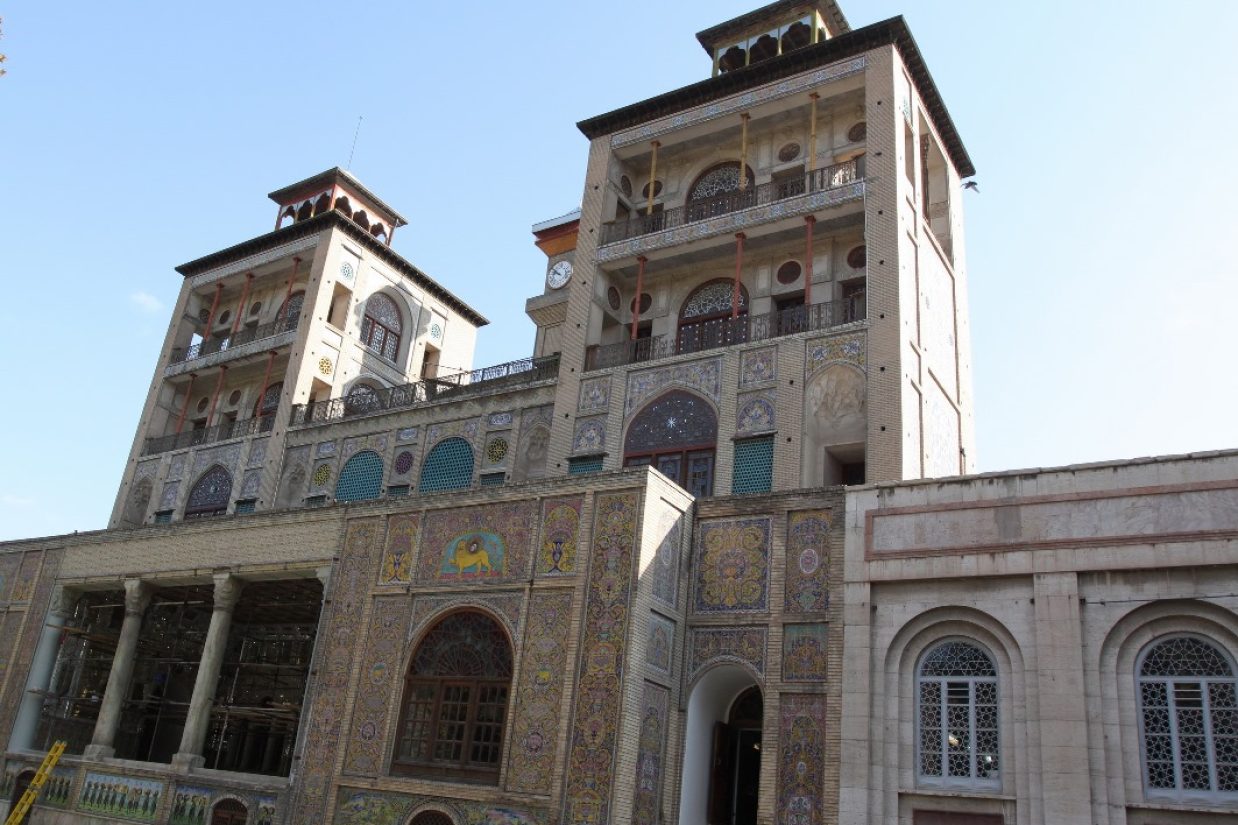 کاخ گلستان (اپک تایمز)
