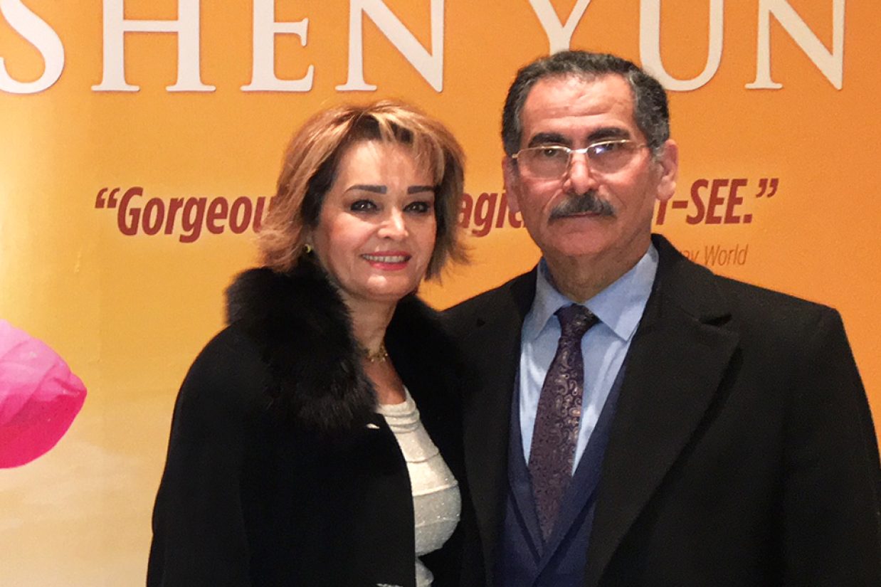 زوج ایرانی کانادایی: به ایرانیان توصیه می‌‌‌‏کنیم که شن یون را ببینند
