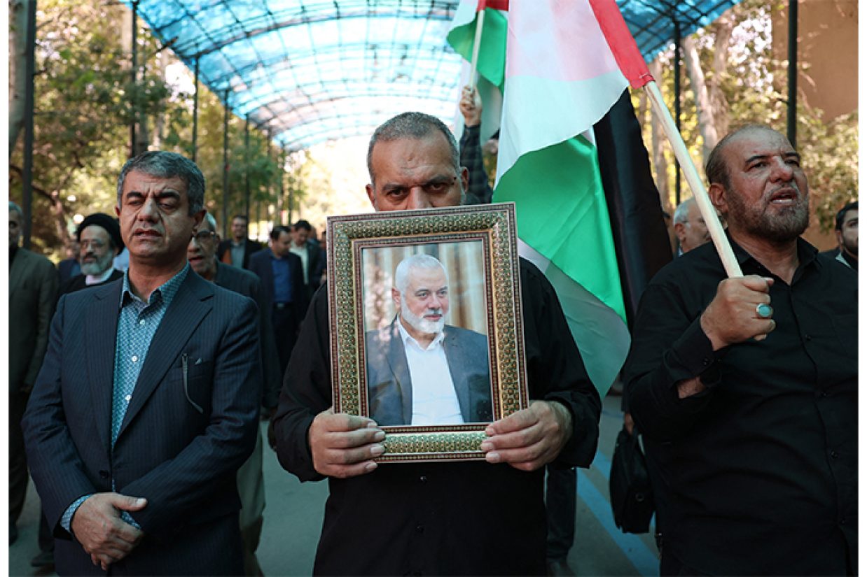 دستگاه قضایی جمهوری اسلامی از احضار و تشکیل پرونده قضایی برای برخی فعالان فضای مجازی که علیه اسماعیل هنیه واکنش نشان دهند خبر داد.