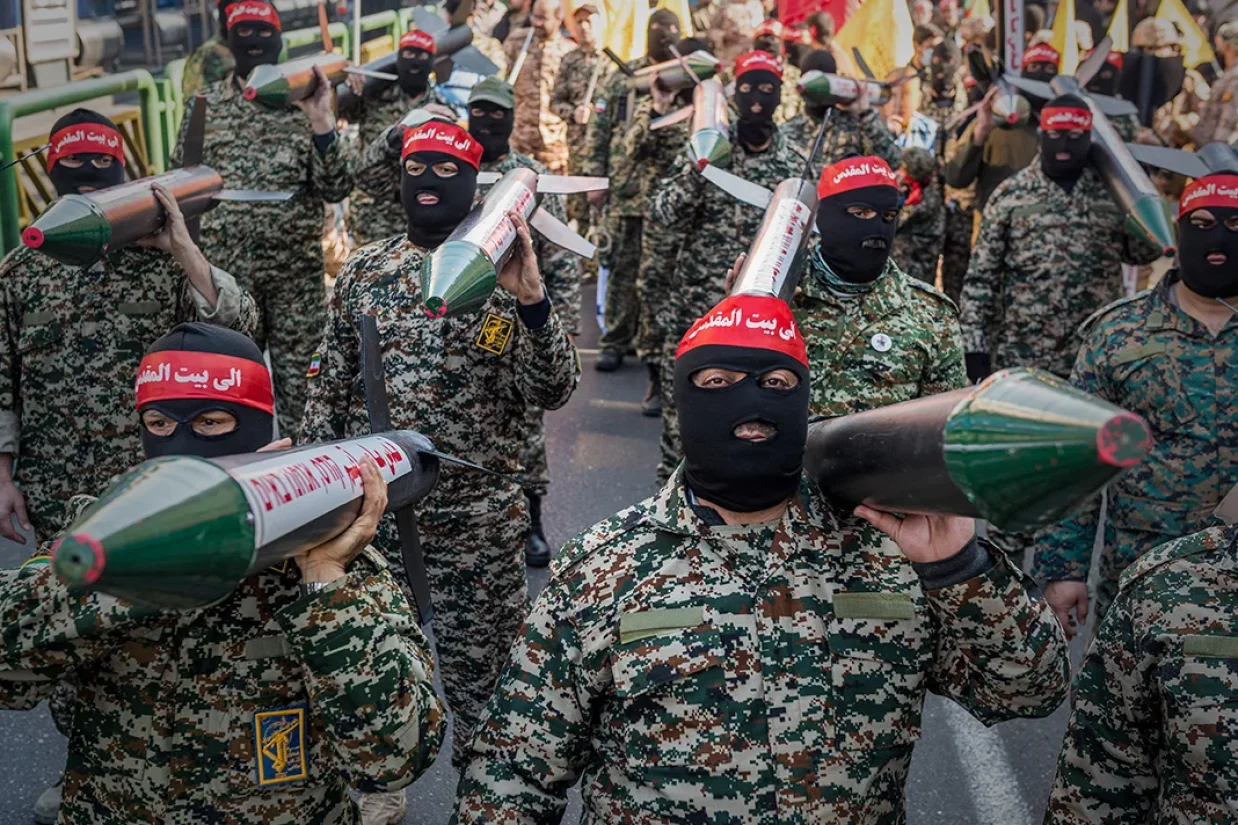 اورشلیم پست گزارش داده است که در جریان حملات روز دوشنبه اسرائیل به نقاط مختلف تهران، صدها عضو سپاه پاسداران انقلاب اسلامی کشته شدند.
