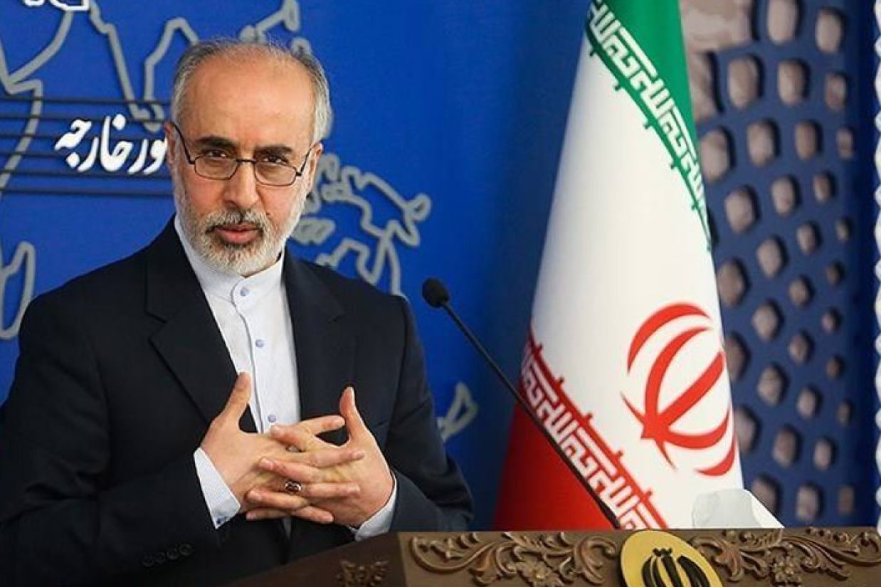 سخنگوی وزارت خارجه جمهوری اسلامی مدعی شده است که «همکاری‌های دفاعی ایران و روسیه علیه هیچ کشور و طرف ثالثی نیست.»