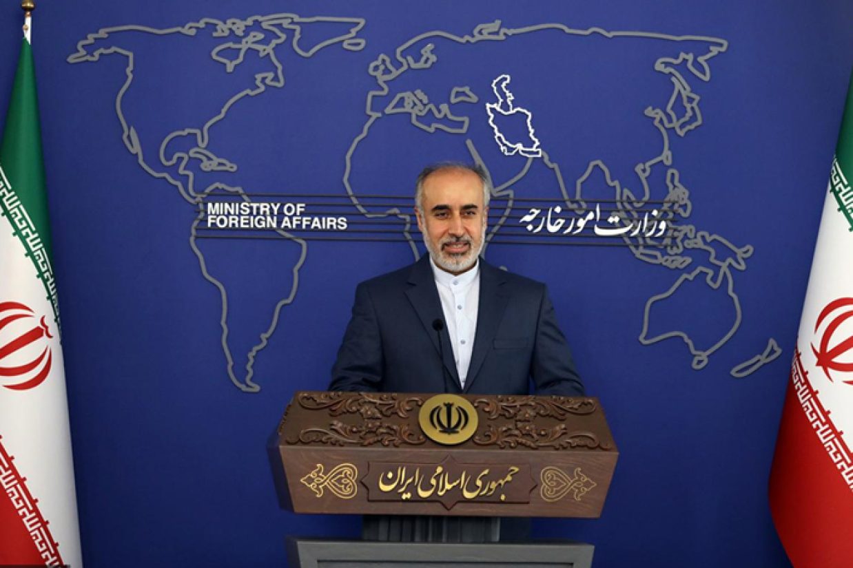 سخنگوی وزارت خارجه جمهوری اسلامی اعلام کرد که روند مذاکرات با آمریکا از طریق واسطه جاری است. او همچنین تاکید کرد که روابط ایران با چین ادامه پیدا خواهد کرد.