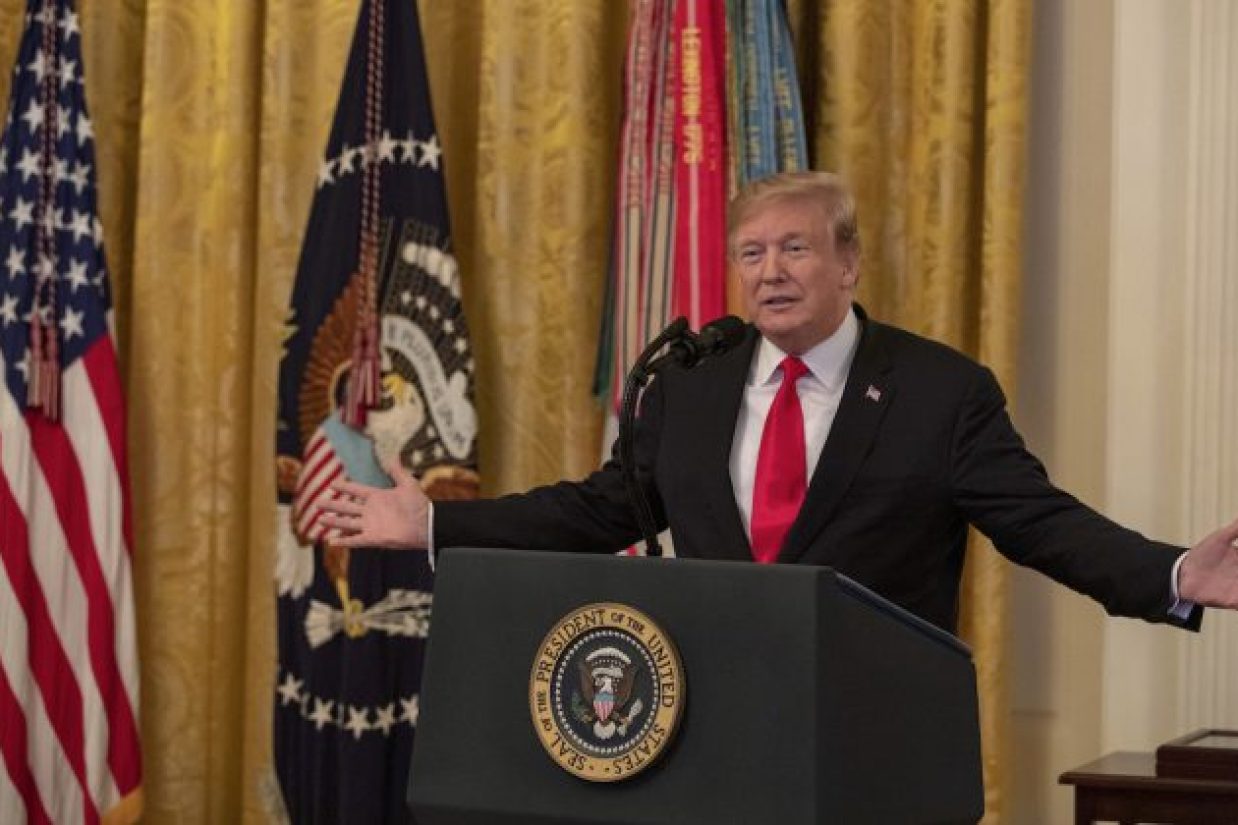 President-Donald-Trump-presents-the-Medal-of-Honor-e1553732528634-700x420