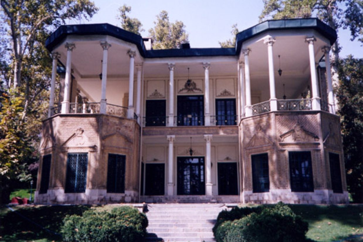 کاخ نیاوران