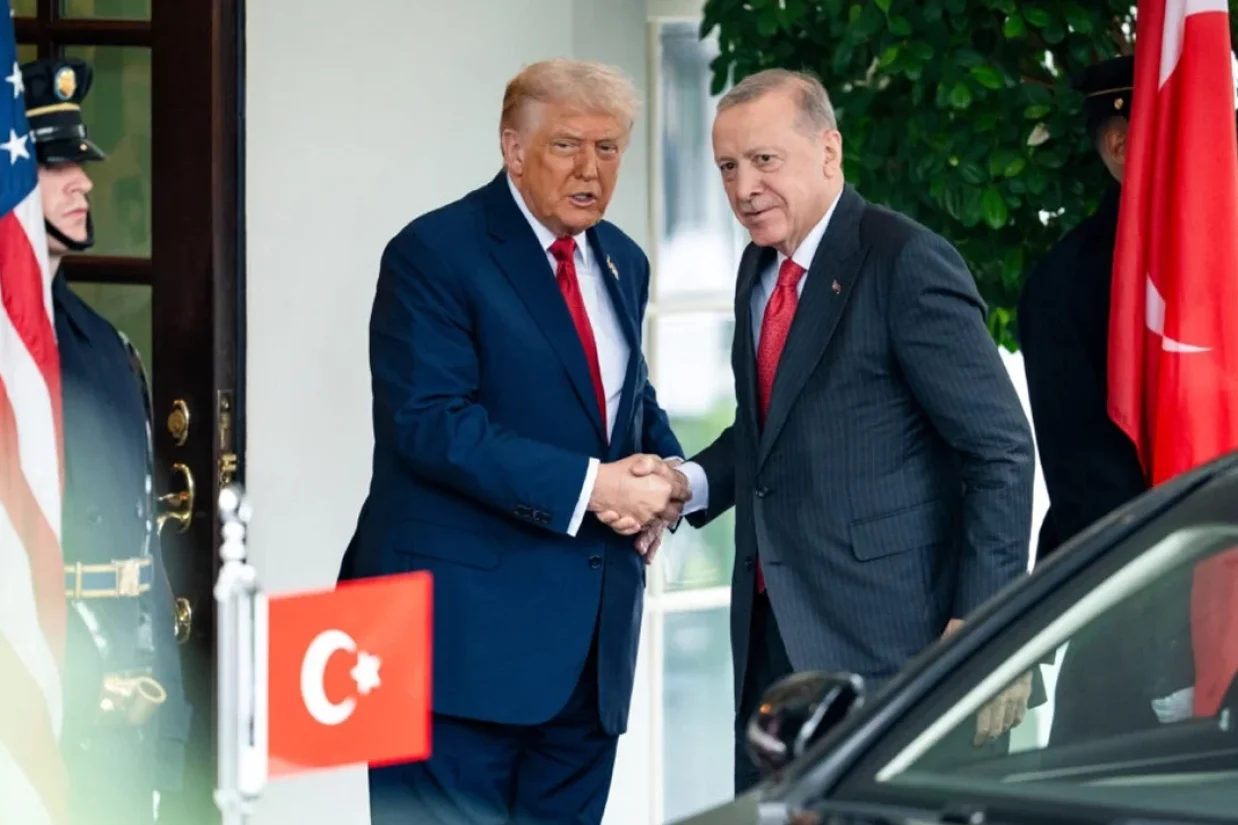 دونالد ترامپ و رجب طیب اردوغان درباره قرارداد با شرکت بوئینگ و اختلاف دیرینه بر سر خرید سامانه دفاع هوایی اس-۴۰۰ روسیه گفت‌وگو کند.