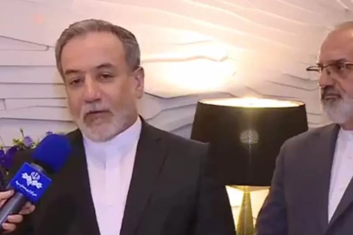 نشست مقدماتی میان جمهوری اسلامی و آمریکا در عمان، که با هدف بررسی امکان آغاز مذاکرات هسته‌ای برگزار شده بود به پایان رسید.