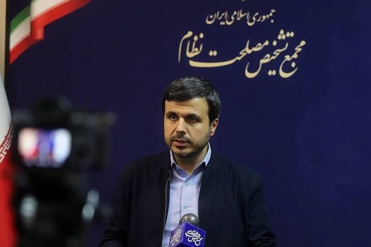 مجمع تشخیص مصلحت نظام جمهوری اسلامی در نشستی در روز سه‌شنبه ۲۲ مهر (۱۴ اکتبر)، «حذف چهار صفراز پول ملی» را تأیید کردند.