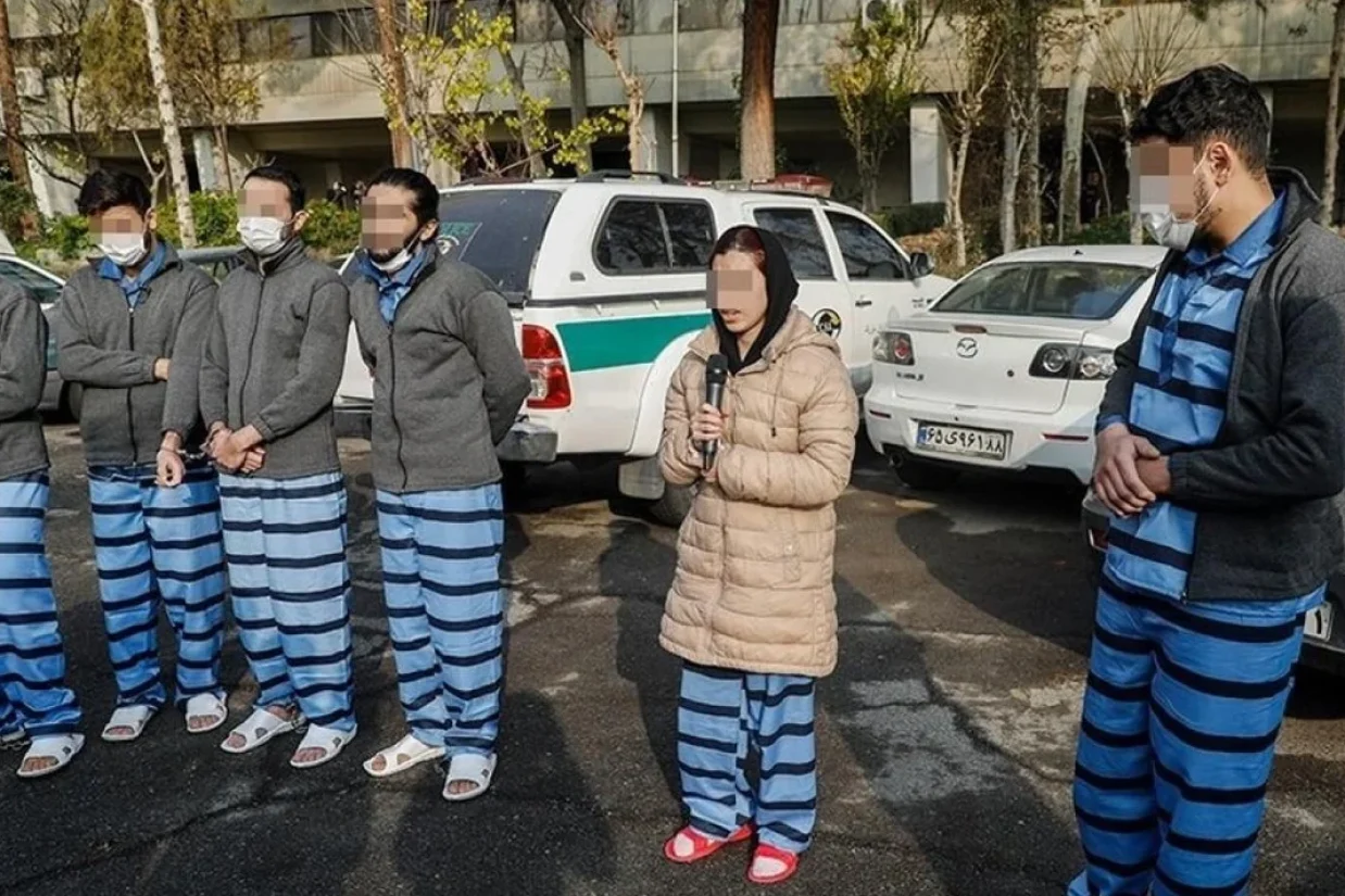 نهاد مشاوره حقوقی دادبان گزارش داد که شعبه ۱۳ دادگاه کیفری ۱ استان تهران با صدور حکم جدیدی، متهمان پرونده اکباتان را به حبس و پرداخت «دیه» محکوم کرد.