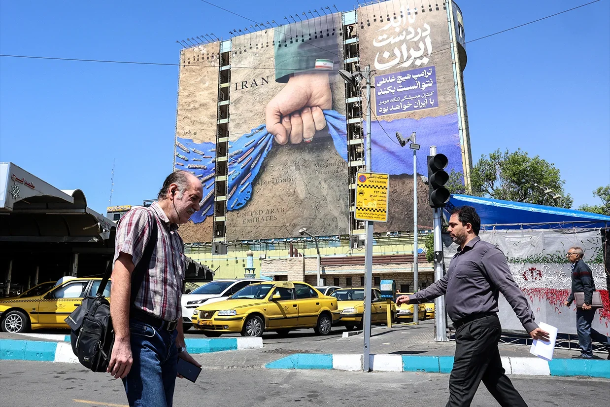 پیامدهای جنگ ایران در حال شکل‌گیری است؛ تنگه هرمز، اقتصاد جهانی و آینده رژیم در کانون تحولات