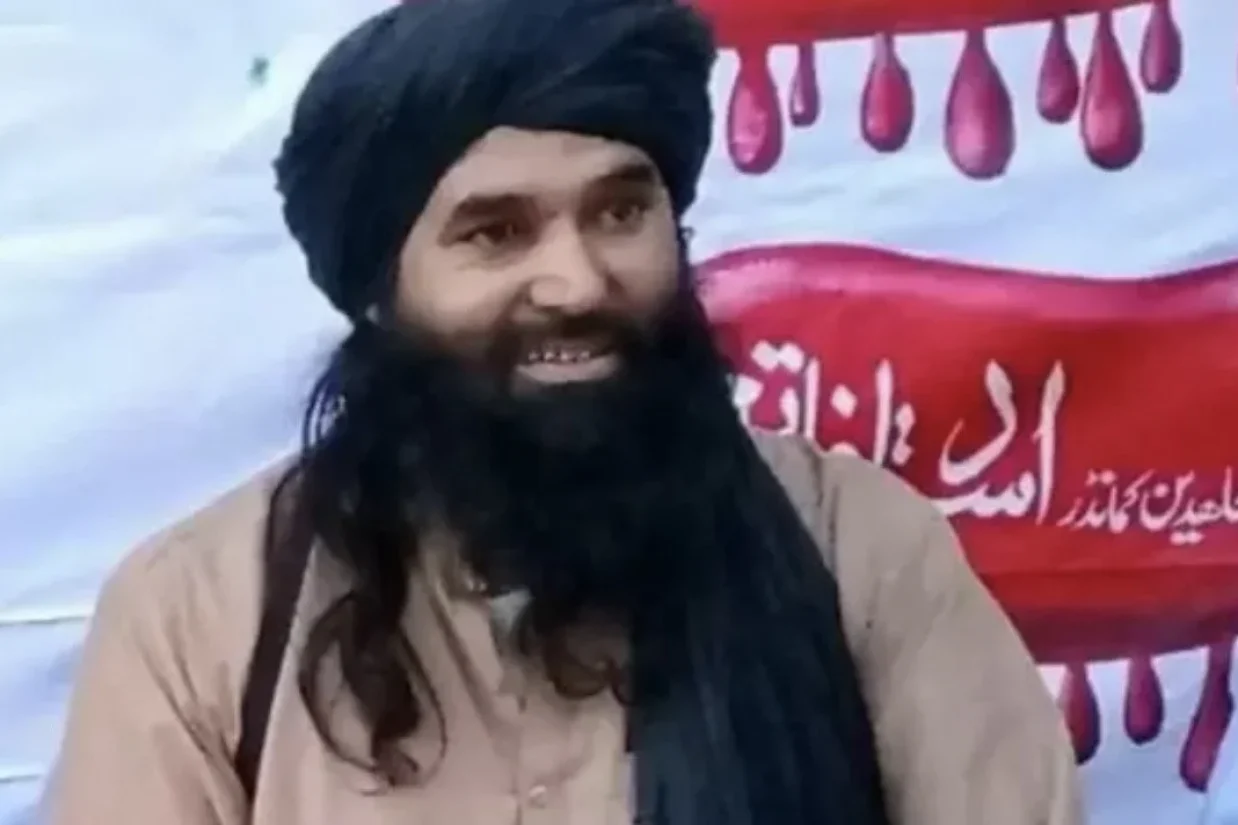 ارتش پاکستان اعلام کرد که «قاری امجد سواتی» معروف به «مفتی مزاحم»، از رهبران ارشد و معاون پیشین گروه طالبان پاکستان، در یک عملیات اطلاعاتی در منطقه باجور ایالت خیبر پختونخواه کشته شده است.