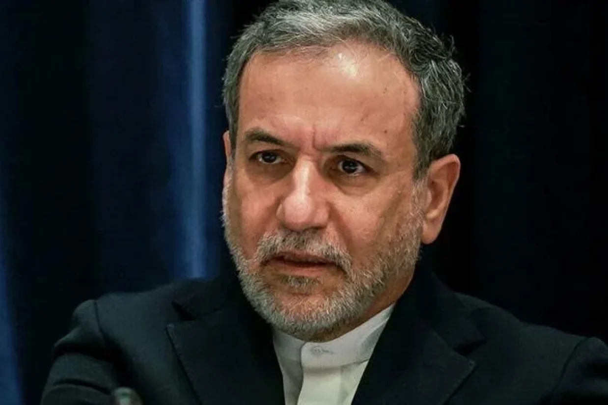 عباس عراقچی، انتشار خبرها درباره دیدار امیرسعید ایروانی، نماینده جمهوری اسلامی در سازمان ملل با ایلان ماسک را شایعه خواند و تکذیب کرد.