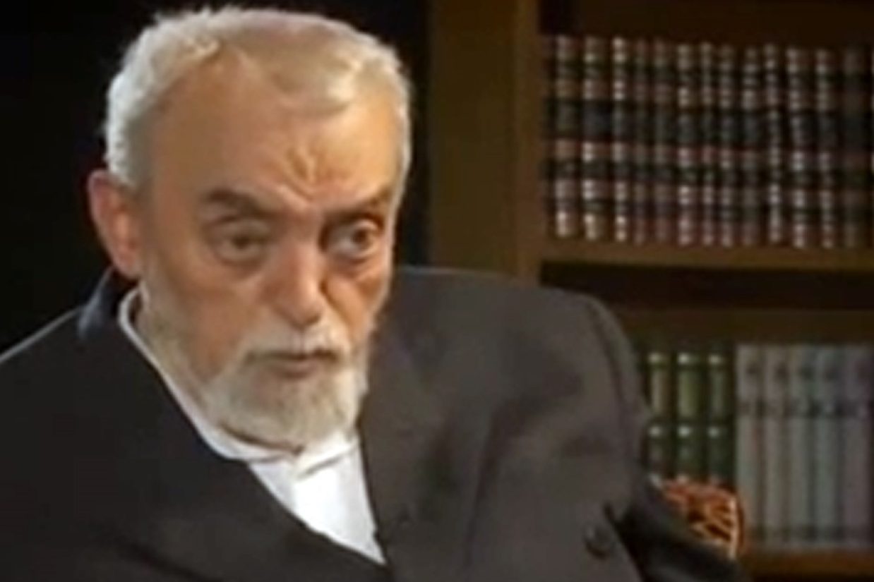 حبیب‌الله عسگراولادی، (اسکرین‌‌‏شات، یوتیوب)