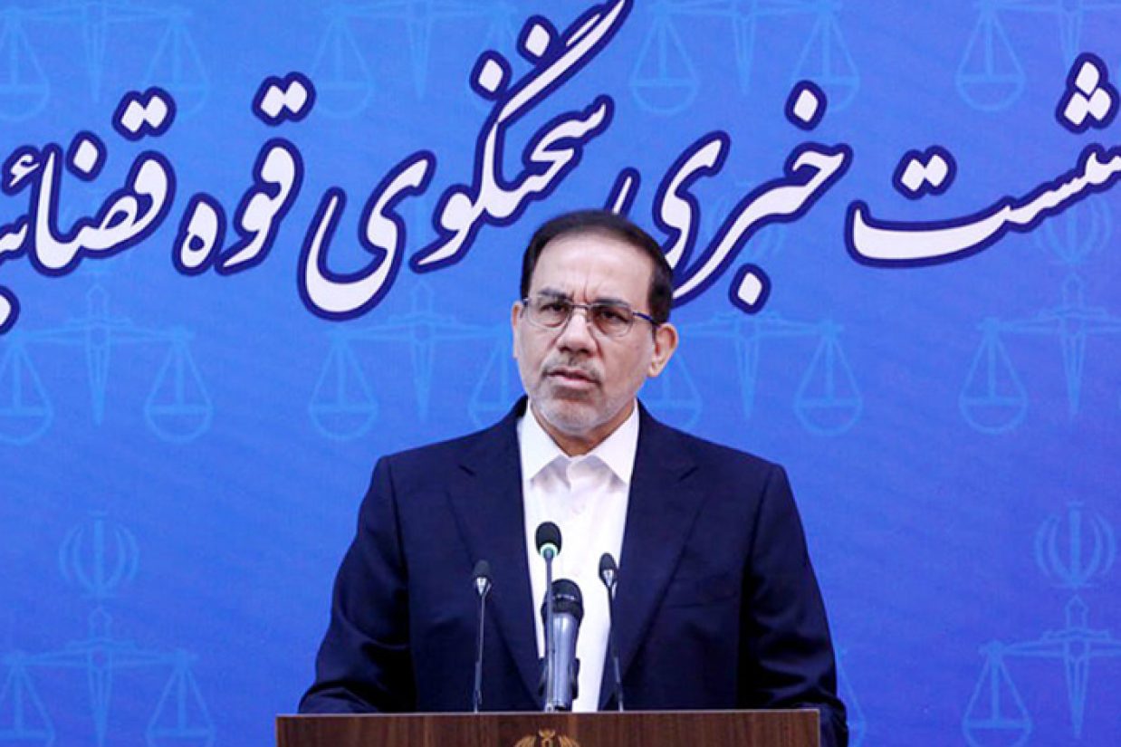 سخنگوی دستگاه قضایی جمهوری اسلامی درباره «تخلفات و جرایم انتخاباتی» از بازداشت ۱۷۱ نفر و احضار ۴ هزار و ۶۰۰ فعال مجازی در این رابطه خبر داد.