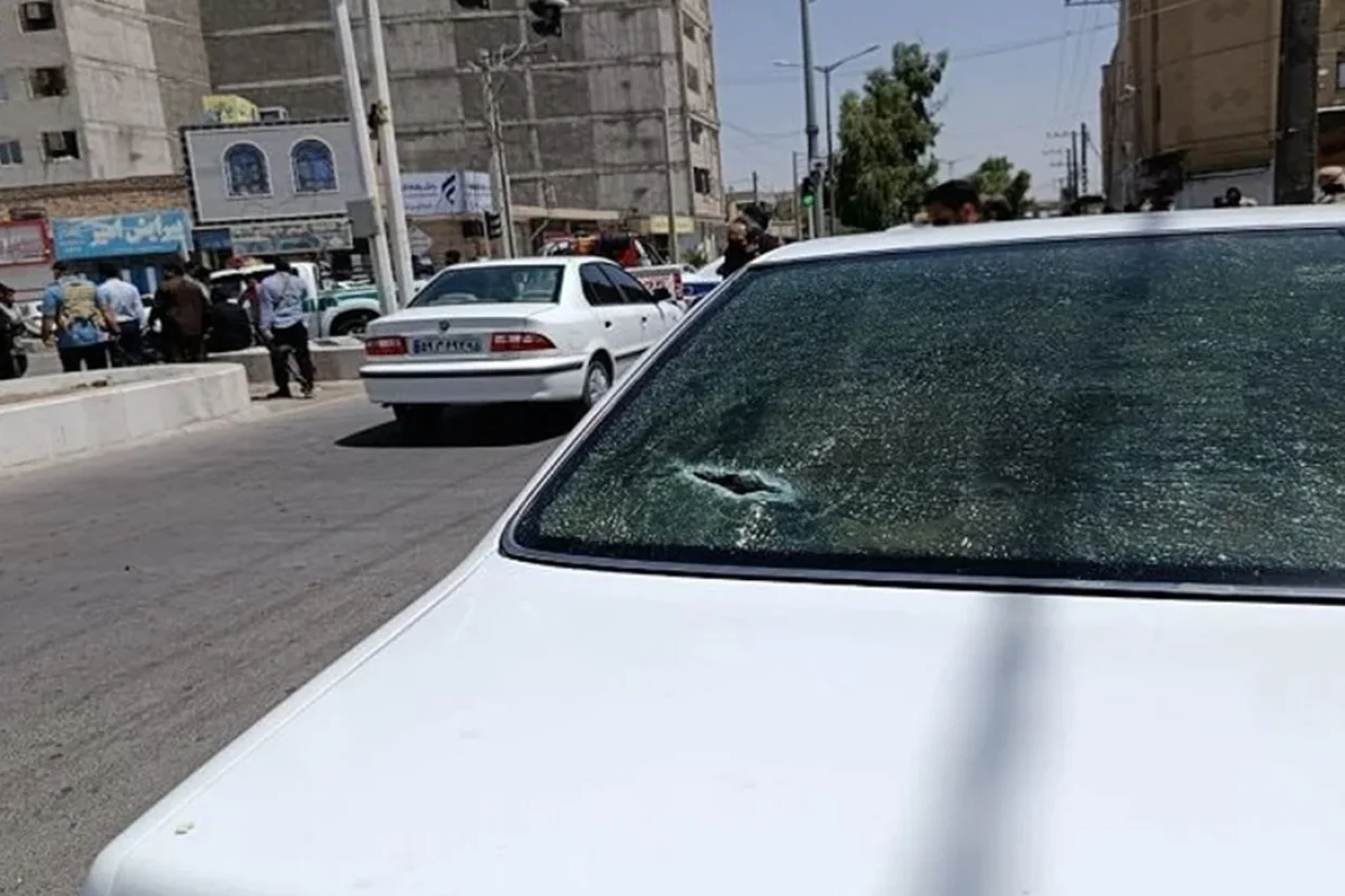 در یک حمله مسلحانه به ساختمان دادگستری استان سیستان و بلوچستان در شهر زاهدان دست‌کم ۹ نفر کشته و بیش از ۲۲ نفر دیگر مجروح شدند.