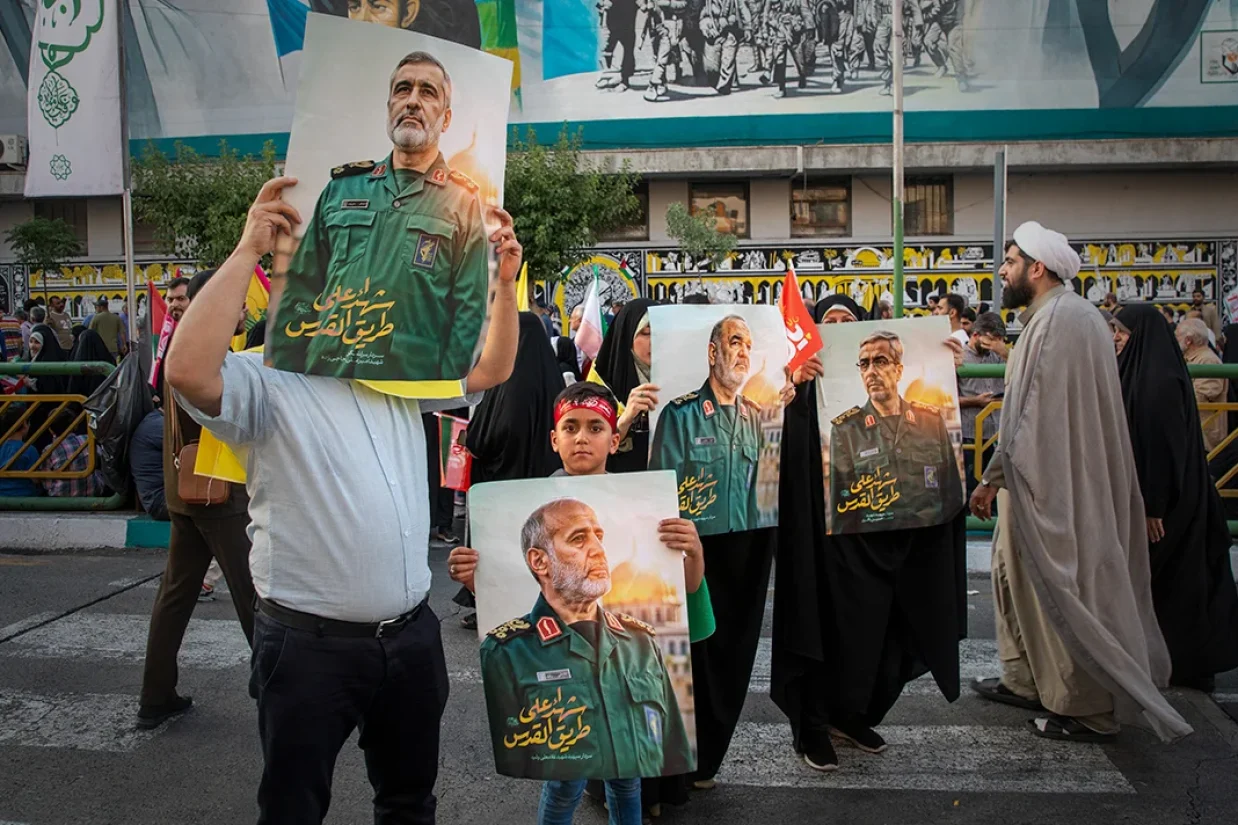 کسری اعرابی، مدیر بخش تحقیقات سپاه پاسداران در سازمان «اتحاد علیه ایران هسته‌ای»، گفت که جمهوری اسلامی با شتاب به‌سوی آنچه او «مدل کره‌شمالی از انزوا و کنترل» توصیف می‌کند، حرکت می‌کند.