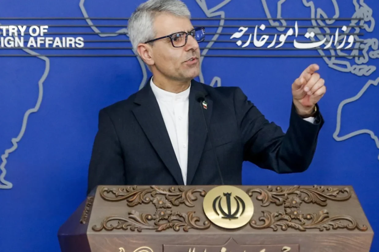 سخنگوی وزارت خارجه جمهوری اسلامی به اعمال محدودیت‌های دولت آمریکا علیه دیپلمات‌های ایرانی در نیویورک واکنش نشان داد.