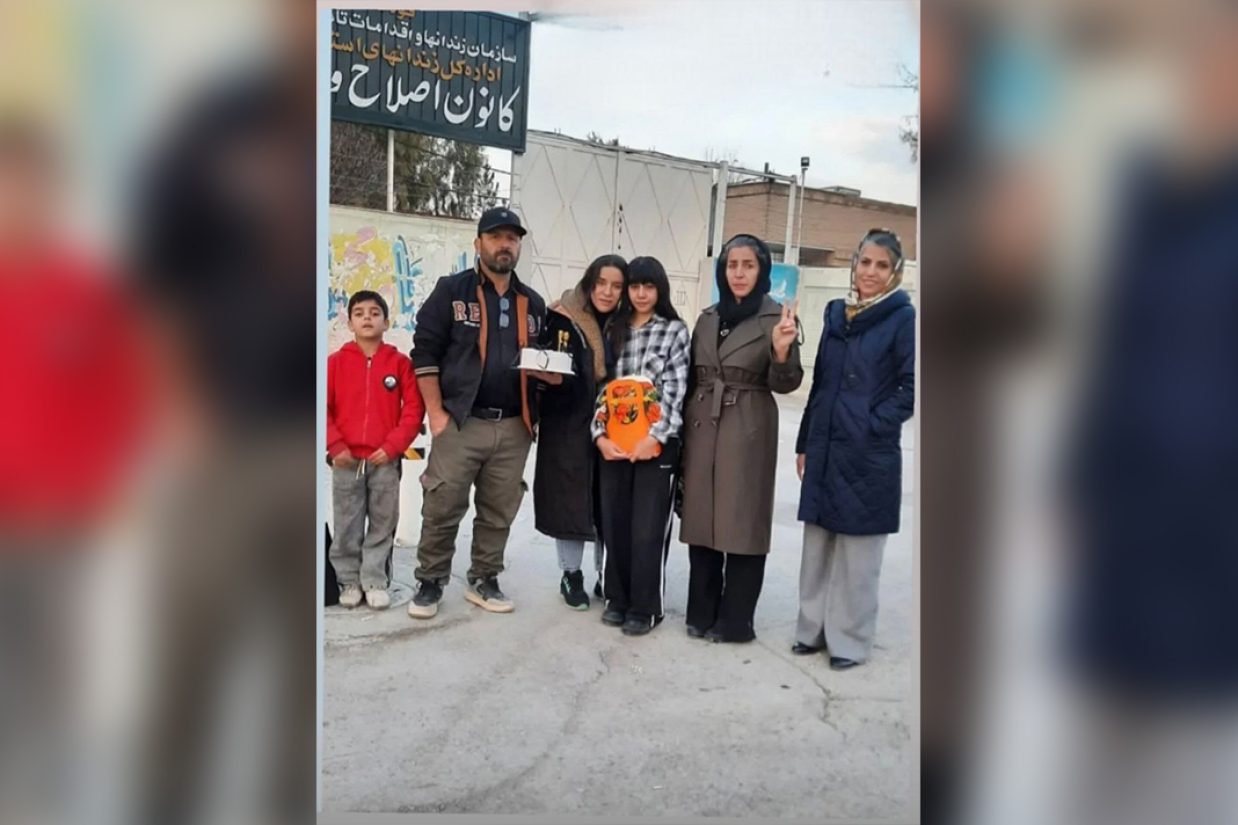 به گزارش هرانا بیتا شفیعی، شهروند ۱۹ ساله ساکن اصفهان، امروز شنبه ۶ دی‌ماه با تودیع وثیقه از کانون اصلاح و تربیت اصفهان آزاد شد. آزادی او با سپردن وثیقه چهار میلیارد تومانی صورت گرفته است.