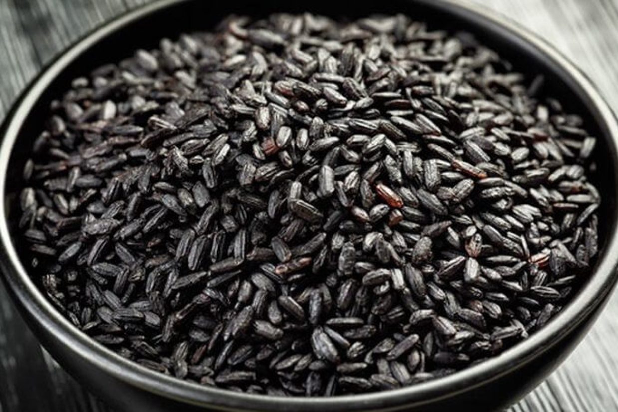 black-rice-bowl