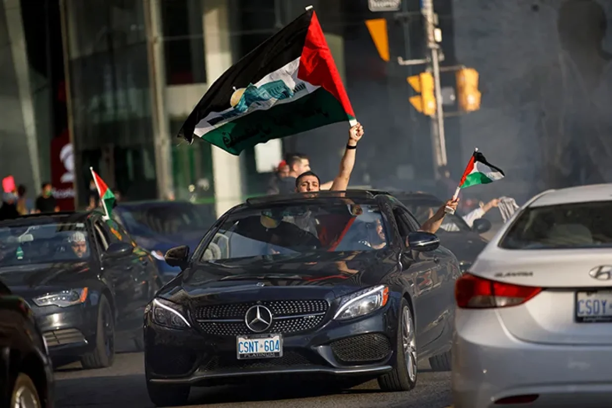 مارک میلر، وزیر مهاجرت کانادا، می‌گوید فلسطینیانی که از غزه فرار کرده‌اند، پس از ورود به خاک کانادا از کمک و پشتیبانی‌های مالی انتقالی برخوردار خواهند بود.
