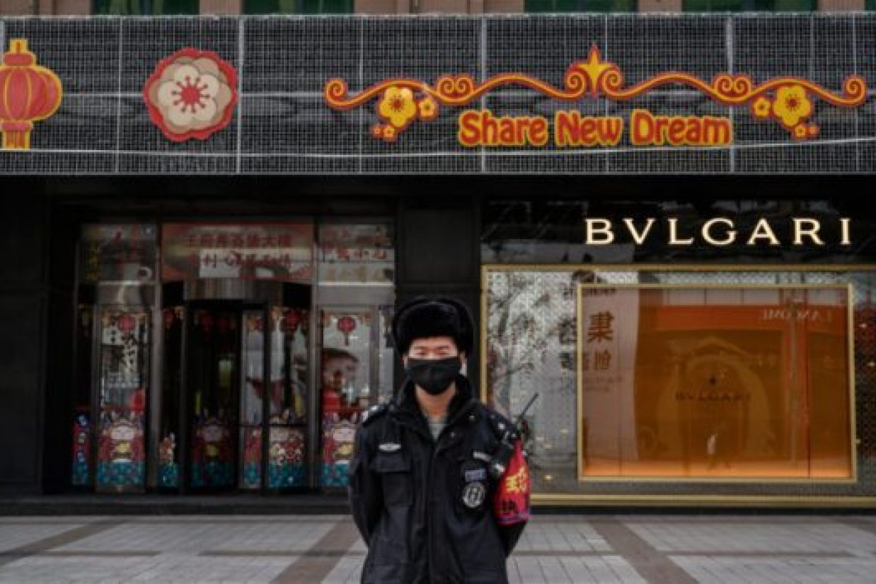 china-beijing-mask-police-700x420-1-590x354