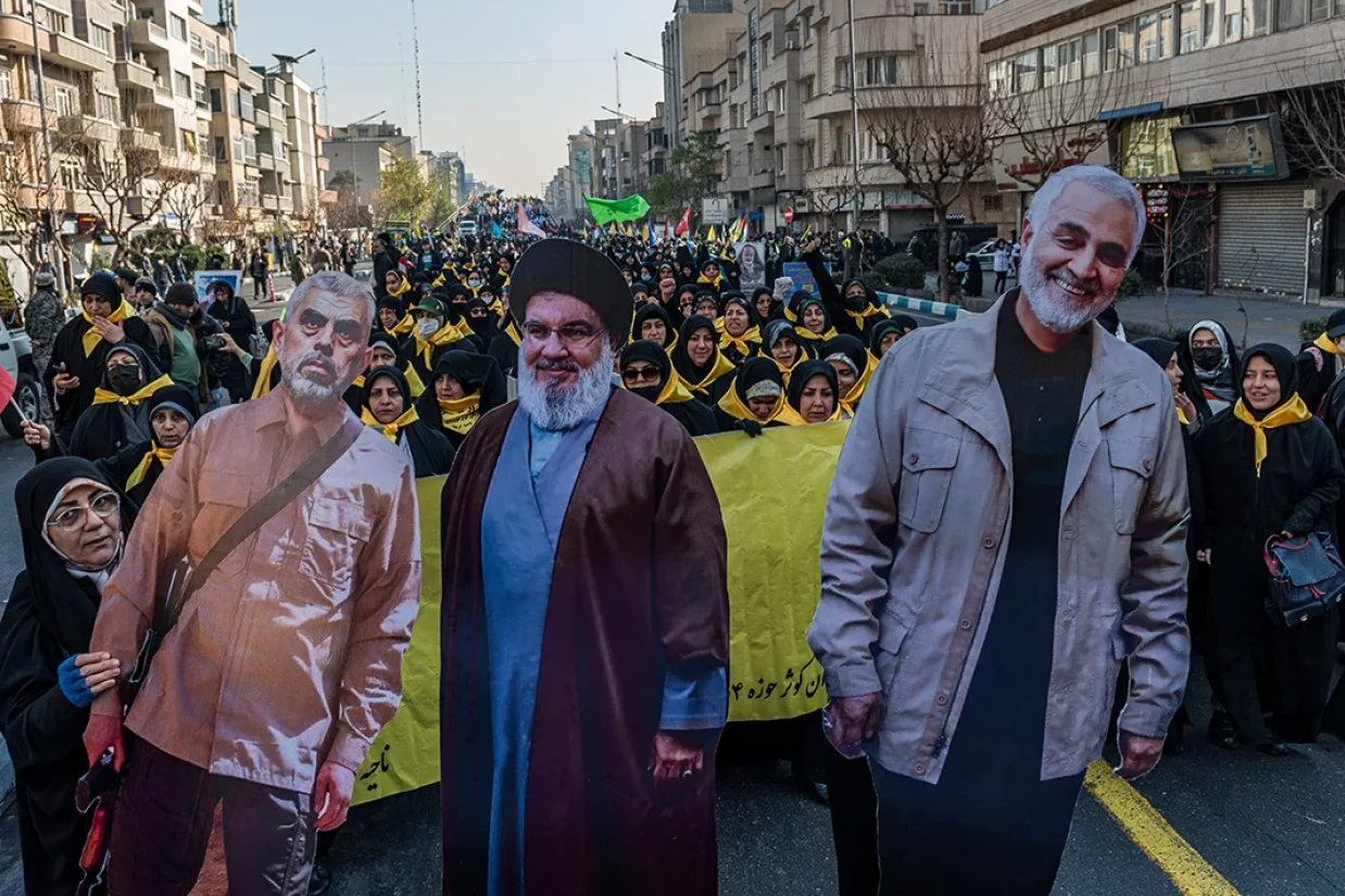 دولت اکوادور با امضای فرمانی از سوی رئیس‌جمهور این کشور سپاه پاسداران، حماس و حزب‌الله را در فهرست گروه‌های تروریستی قرار داد.