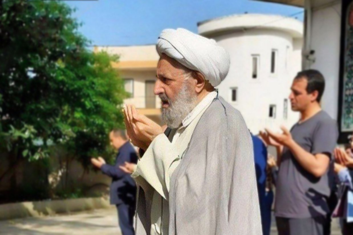 فرمانده انتظامی لاهیجان از کشته شدن یک امام جماعت در پی حمله یک فرد با اسلحه سرد در یکی از خیابان‌های این شهرستان خبر داد.